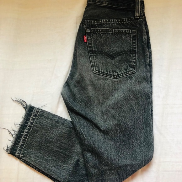 Levi's Vintage Wash Jeans - Picture 2 of 2